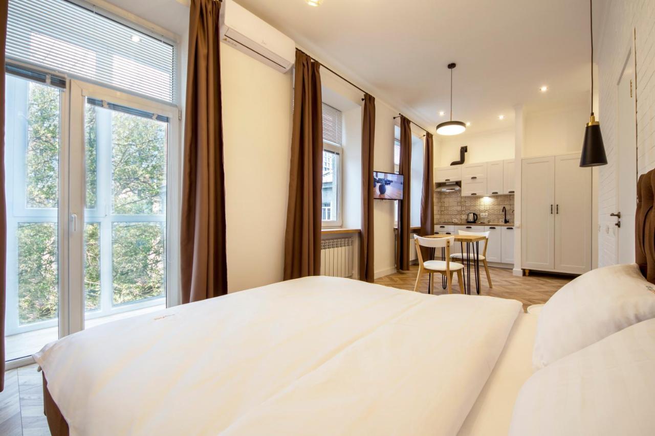 Self Check-In Apartments Kyiv Exterior photo